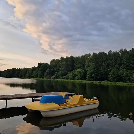 Comfortable House By The Lake, Insko, Cleaning Included Dom wakacyjny