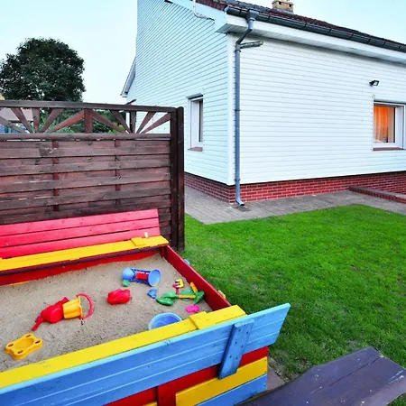 Comfortable House By The Lake, Insko, Cleaning Included Holiday home *