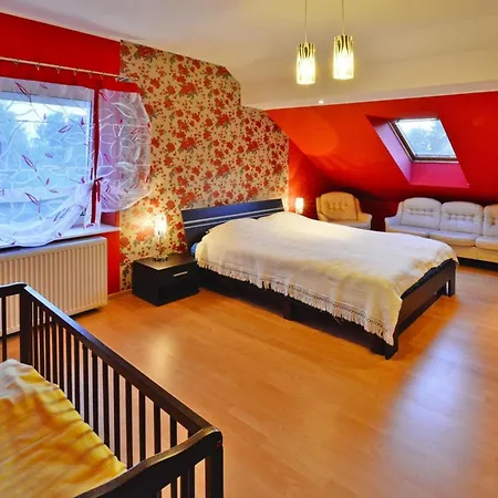 Dom wakacyjny Comfortable House By The Lake, Insko, Cleaning Included *