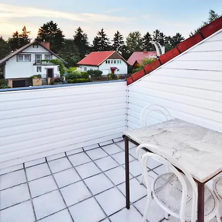 Comfortable House By The Lake, Insko, Cleaning Included * Insko